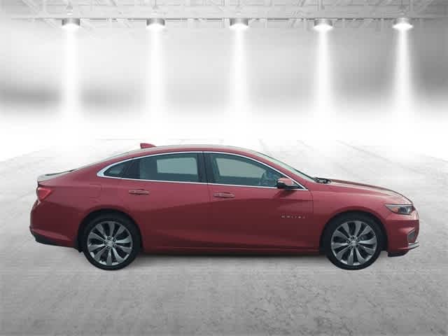 Thumbnail: 2016 Chevrolet Malibu - 9