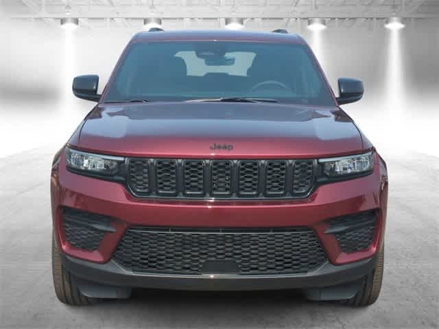 2025 Jeep Grand Cherokee Altitude 3