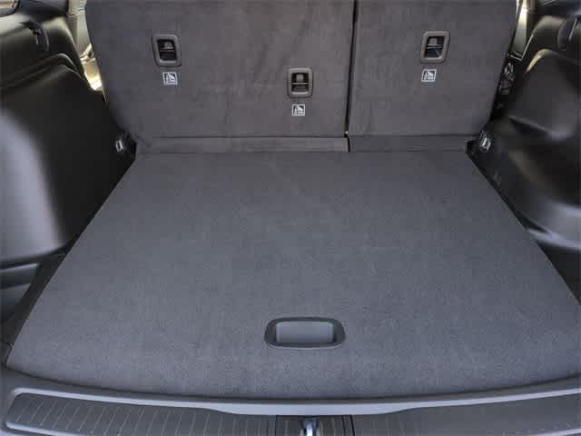 Thumbnail: 2025 Jeep Grand Cherokee - 33