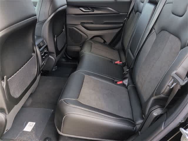 Thumbnail: 2025 Jeep Grand Cherokee - 27