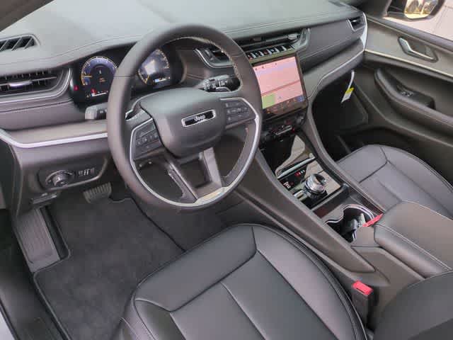 Thumbnail: 2025 Jeep Grand Cherokee L - 10