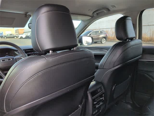 Thumbnail: 2023 Jeep Grand Cherokee - 19