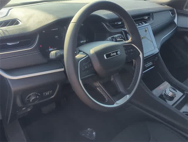 Thumbnail: 2025 Jeep Grand Cherokee - 10