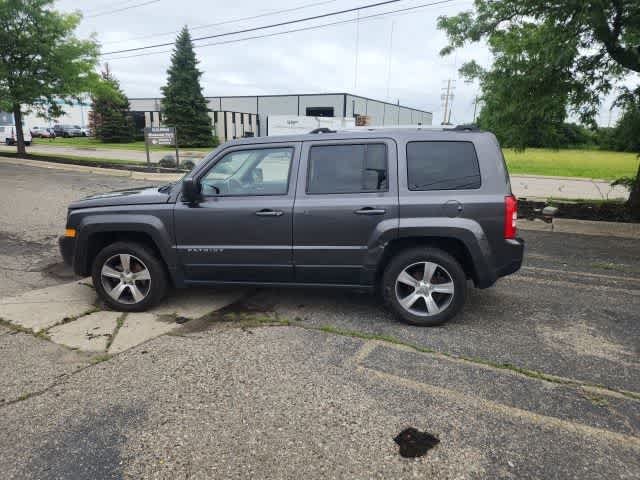 Thumbnail: 2016 Jeep Patriot - 22
