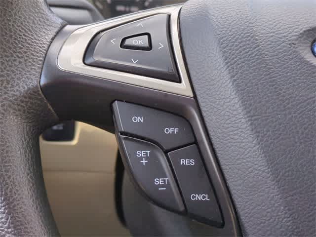 Thumbnail: 2014 Ford Fusion - 21
