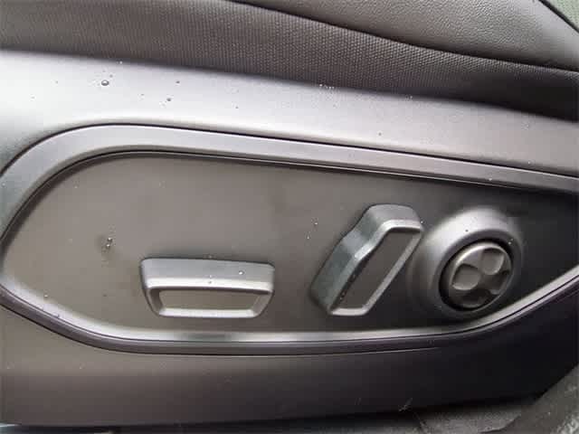 Thumbnail: 2025 Jeep Grand Cherokee L - 17