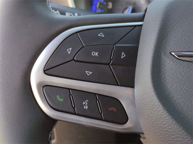 Thumbnail: 2026 Chrysler Pacifica - 26