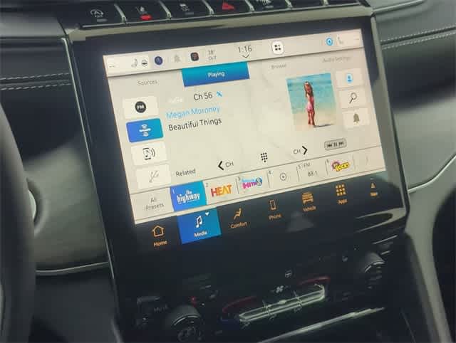 Thumbnail: 2025 Jeep Grand Cherokee - 25