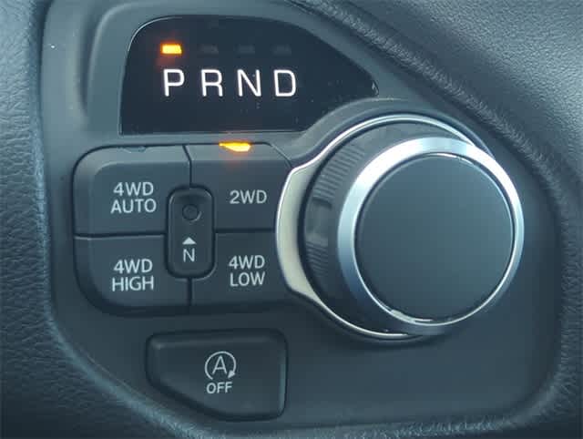 Thumbnail: 2025 RAM 1500 - 32