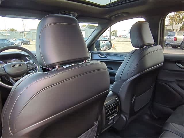 Thumbnail: 2025 Jeep Grand Cherokee L - 18