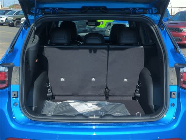 Thumbnail: 2026 Jeep Compass - 33