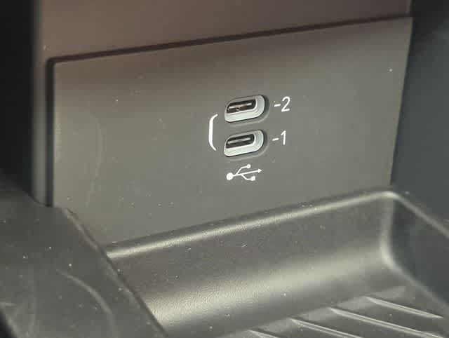 Thumbnail: 2026 Chrysler Pacifica - 34