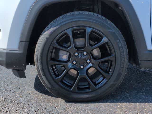 Thumbnail: 2022 Jeep Compass - 14