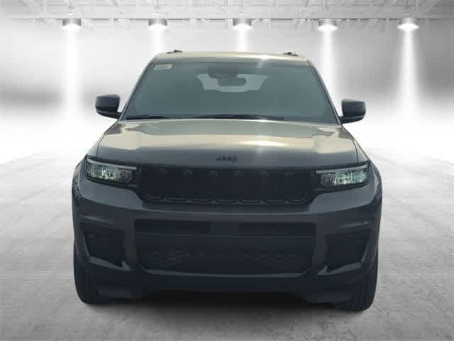 Thumbnail: 2025 Jeep Grand Cherokee L - 3