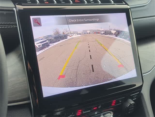 Thumbnail: 2025 Jeep Grand Cherokee - 31