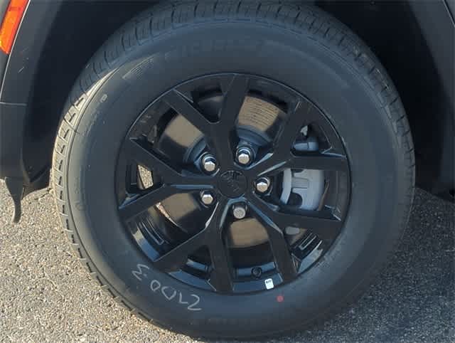 Thumbnail: 2025 Jeep Grand Cherokee L - 6