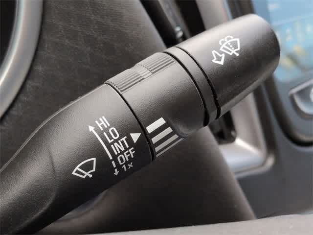 Thumbnail: 2023 Chevrolet Malibu - 25