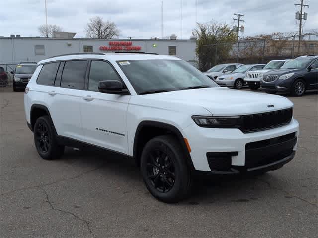 Thumbnail: 2025 Jeep Grand Cherokee L - 16