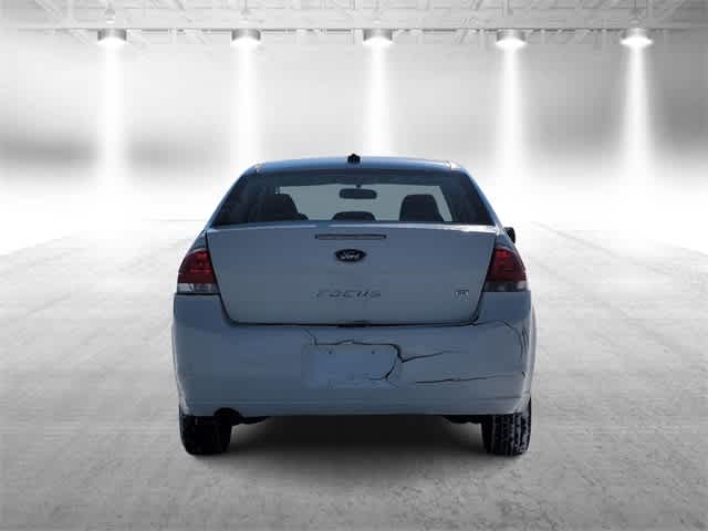 Thumbnail: 2010 Ford Focus - 7