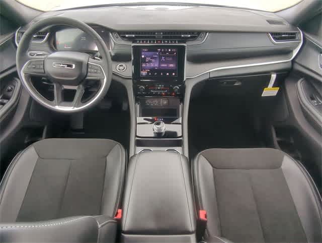 Thumbnail: 2025 Jeep Grand Cherokee - 15