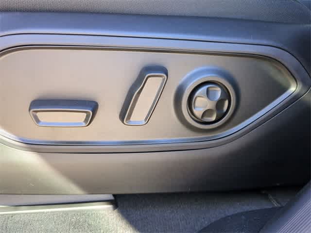 Thumbnail: 2025 Jeep Grand Cherokee - 18