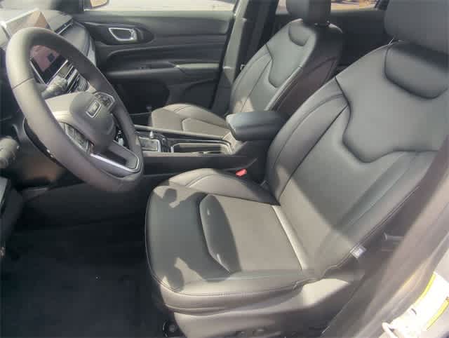 Thumbnail: 2025 Jeep Compass - 16