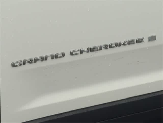 Thumbnail: 2023 Jeep Grand Cherokee L - 13