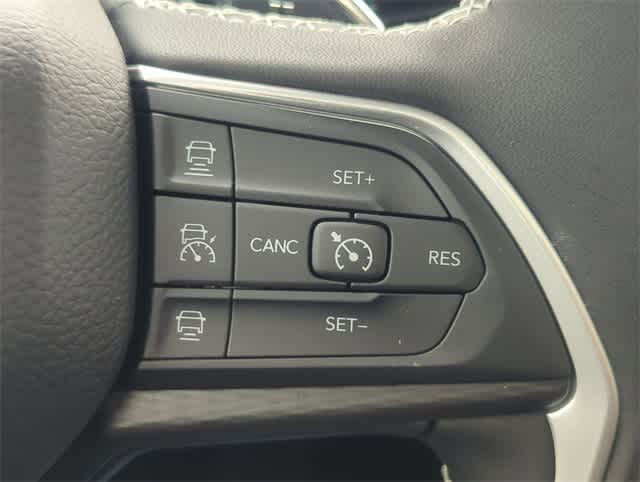 Thumbnail: 2025 Jeep Grand Cherokee - 26