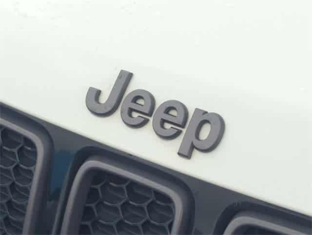 Thumbnail: 2021 Jeep Compass - 12