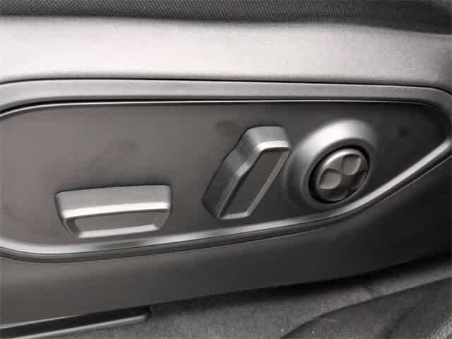 Thumbnail: 2025 Jeep Grand Cherokee - 18