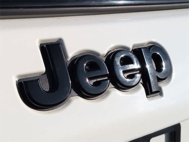 Thumbnail: 2018 Jeep Compass - 12