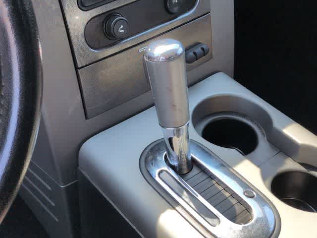 Thumbnail: 2005 Ford F-150 - 25