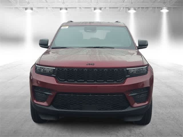 Thumbnail: 2025 Jeep Grand Cherokee - 3