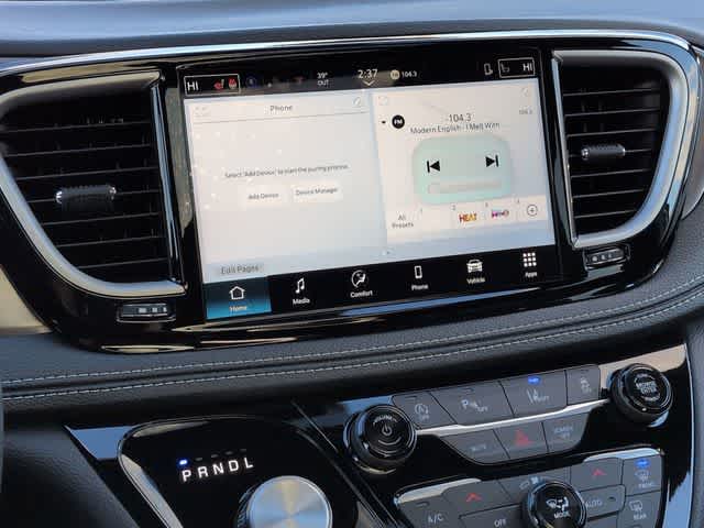 Thumbnail: 2026 Chrysler Pacifica - 32