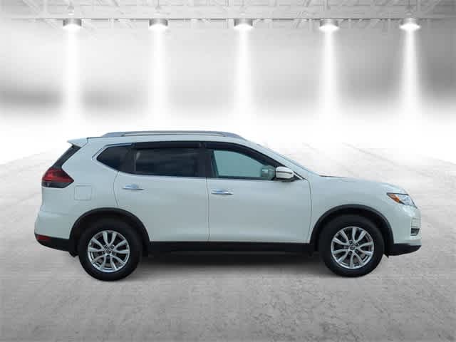 Thumbnail: 2020 Nissan Rogue - 9