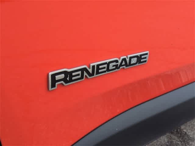 Thumbnail: 2017 Jeep Renegade - 19