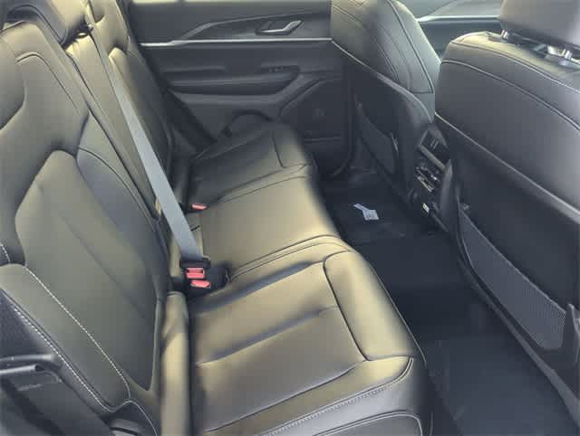 Thumbnail: 2025 Jeep Grand Cherokee - 21