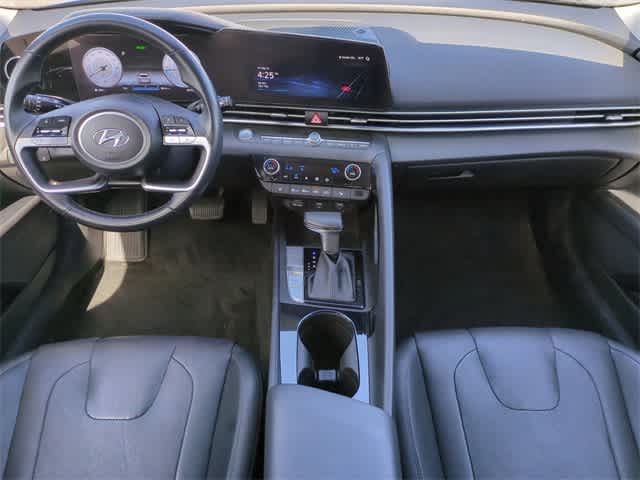 Thumbnail: 2023 Hyundai Elantra - 15