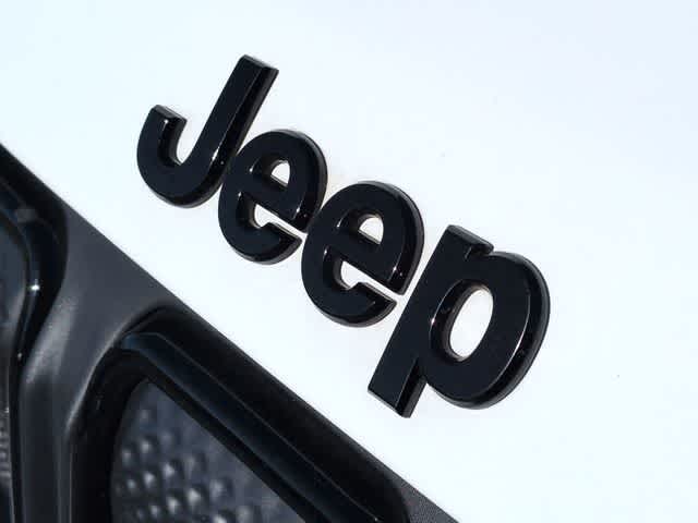 Thumbnail: 2022 Jeep Compass - 12