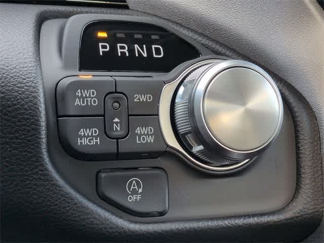 Thumbnail: 2026 RAM 1500 - 32