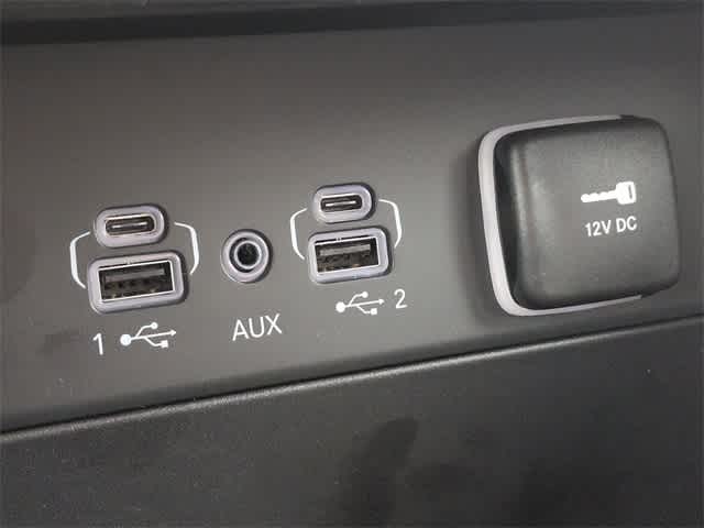 Thumbnail: 2025 Jeep Grand Cherokee - 32