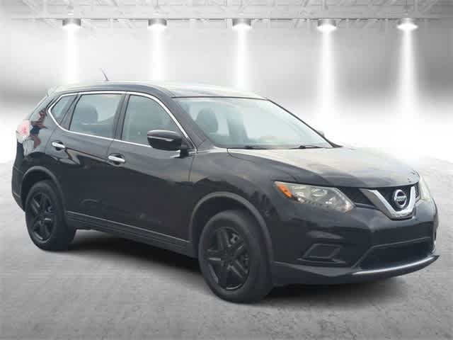 Used 2015 Nissan Rogue S with VIN KNMAT2MV3FP550029 for sale in Garden City, MI