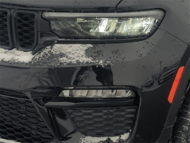 Thumbnail: 2025 Jeep Grand Cherokee - 11