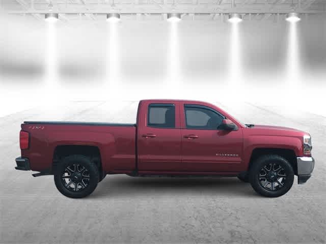 Thumbnail: 2018 Chevrolet Silverado 1500 - 9