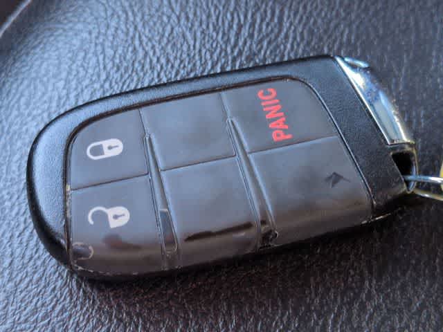 Thumbnail: 2022 Jeep Compass - 33