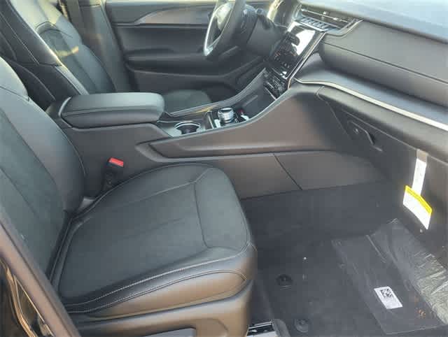 Thumbnail: 2025 Jeep Grand Cherokee L - 23