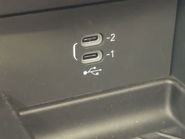 Thumbnail: 2026 Chrysler Pacifica - 32