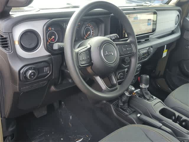 Thumbnail: 2026 Jeep Gladiator - 10