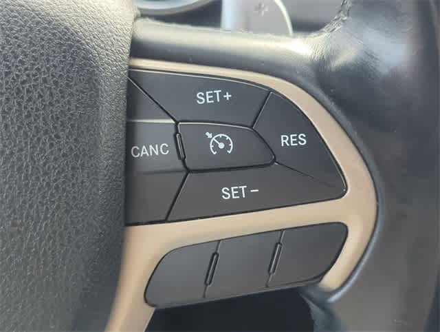 Thumbnail: 2014 Jeep Grand Cherokee - 24