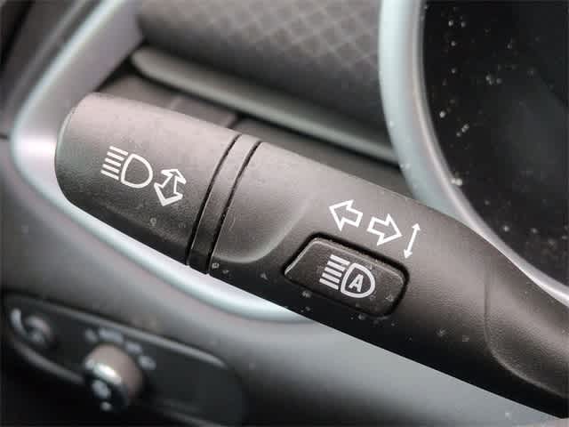 Thumbnail: 2023 Chevrolet Malibu - 26